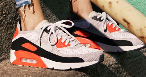 Nike Air Max 90 Ultra 2.0 Flyknit 'White & Bright Crimson'